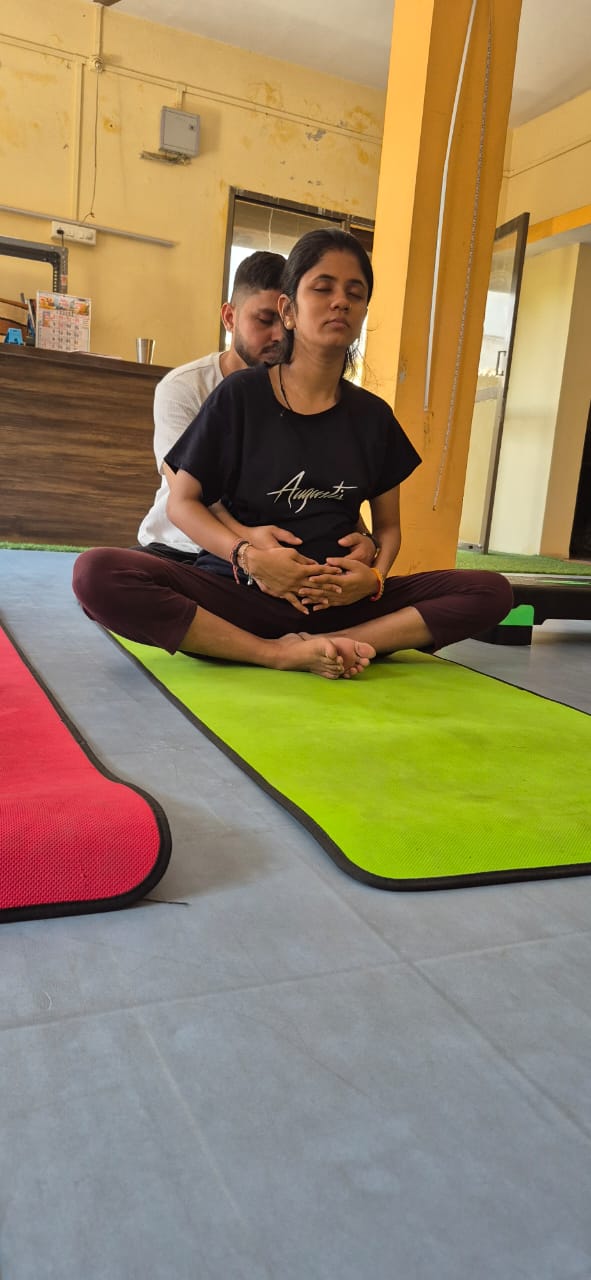 Expert women’s health specialist Dr. Roshni Dave